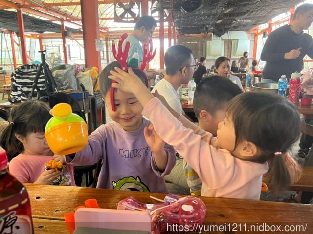 台中親子景點｜螃蟹的匠師-葵海休閒農場｜玩泥巴、抓螃蟹、划船、控窯、玩水｜玩樂分享