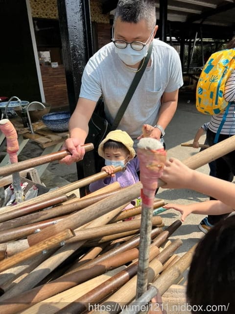 台中親子景點｜螃蟹的匠師-葵海休閒農場｜玩泥巴、抓螃蟹、划船、控窯、玩水｜玩樂分享