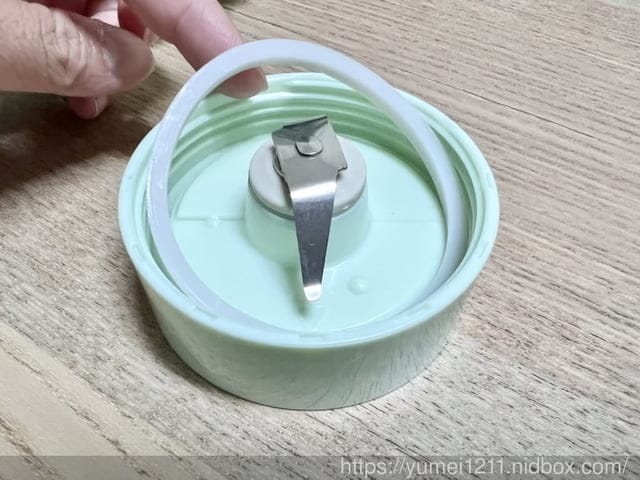 果汁機推薦|Kolin歌林隨行杯冰沙調理機|果汁機/研磨機 - 第18張圖 果汁機推薦|Kolin歌林隨行杯冰沙調理機|果汁機/研磨機