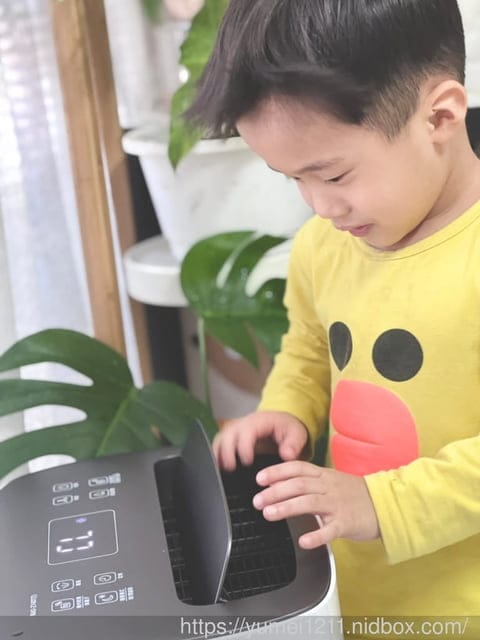 台中該不該買除濕機?TOSHIBA 東芝節能高效除濕機|RAD-Z140T|一級能效節能高效除濕機 - 第12張圖 台中該不該買除濕機?TOSHIBA 東芝節能高效除濕機|RAD-Z140T|一級能效節能高效除濕機