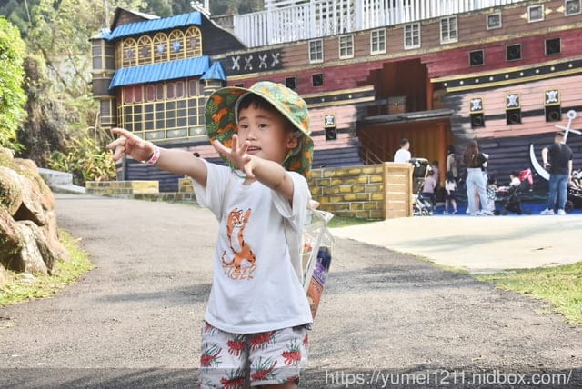2023南投竹山景點｜海盜村一泊四食玩宿｜尋寶遊戲、親子寵物友善｜一票玩到底！不限次數