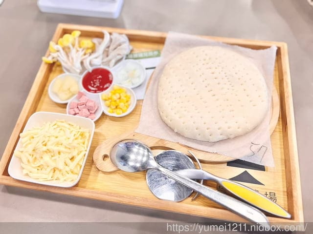 南投埔里親子景點|豐年農場|A套裝行程相當值回票價|免門票、免費導覽採菇、披薩DIY、菇菇彩繪|雨天備案 - 第74張圖 南投埔里親子景點|豐年農場|A套裝行程相當值回票價|免門票、免費導覽採菇、披薩DIY、菇菇彩繪|雨天備案