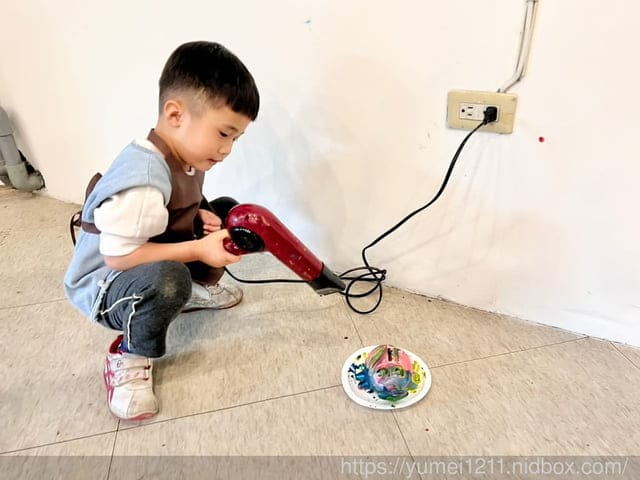 南投埔里親子景點|豐年農場|A套裝行程相當值回票價|免門票、免費導覽採菇、披薩DIY、菇菇彩繪|雨天備案 - 第72張圖 南投埔里親子景點|豐年農場|A套裝行程相當值回票價|免門票、免費導覽採菇、披薩DIY、菇菇彩繪|雨天備案