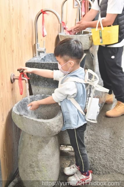 南投埔里親子景點|豐年農場|A套裝行程相當值回票價|免門票、免費導覽採菇、披薩DIY、菇菇彩繪|雨天備案 - 第63張圖 南投埔里親子景點|豐年農場|A套裝行程相當值回票價|免門票、免費導覽採菇、披薩DIY、菇菇彩繪|雨天備案