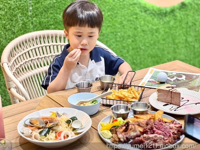 台中親子餐廳|台中三井Lalaport北館|共好GungHo迷你高爾夫主題餐廳|台中餐廳 - 第13張圖 台中親子餐廳|台中三井Lalaport北館|共好GungHo迷你高爾夫主題餐廳|台中餐廳