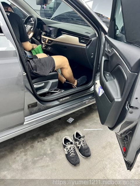 台中汽車美容|CASPER鎧特精緻汽車美容|前擋玻璃|台中局部鍍膜|SKODA|kamiq - 第28張圖 台中汽車美容|CASPER鎧特精緻汽車美容|前擋玻璃|台中局部鍍膜|SKODA|kamiq