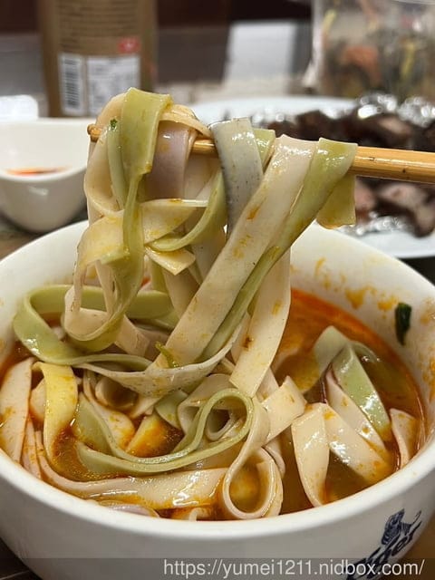 農場美食開箱｜彰化農場｜滇緬台灣黑豬肉臘肉｜滇緬台灣黑豬肉香腸｜八彩麵｜七彩蔬果粄條｜東央酸辣拌醬｜香辣馬告素拌醬