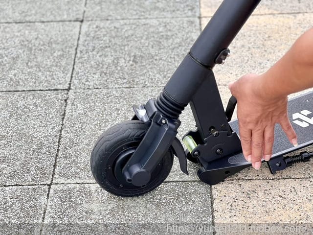 電動滑板車推薦|Waymax Lite-2電動滑板車|孩子放電神器|騎乘在公園裡回頭率超高的 - 第10張圖 電動滑板車推薦|Waymax Lite-2電動滑板車|孩子放電神器|騎乘在公園裡回頭率超高的