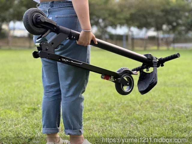 電動滑板車推薦|Waymax Lite-2電動滑板車|孩子放電神器|騎乘在公園裡回頭率超高的 - 第2張圖 電動滑板車推薦|Waymax Lite-2電動滑板車|孩子放電神器|騎乘在公園裡回頭率超高的