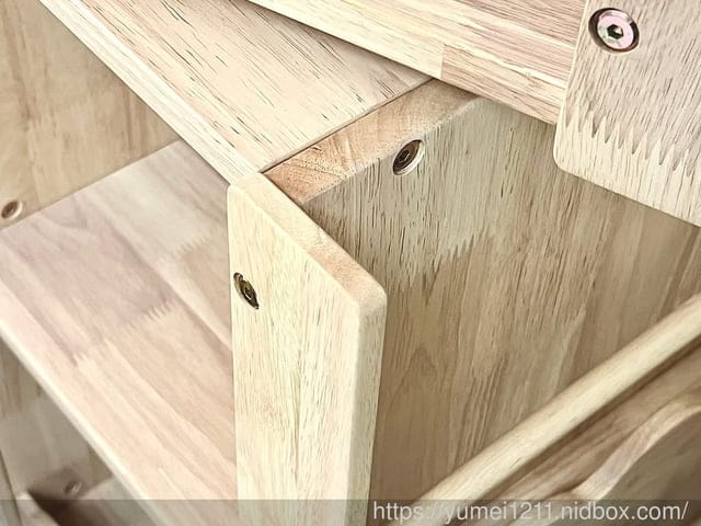 實木旋轉書櫃推薦|兒童傢俱|無限探索旋轉書櫃|Man&Kids寵小孩兒童生活家居|提升孩子的閱讀動機 - 第8張圖 實木旋轉書櫃推薦|兒童傢俱|無限探索旋轉書櫃|Man&Kids寵小孩兒童生活家居|提升孩子的閱讀動機
