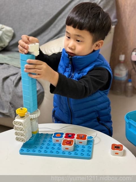 STEM程式編碼積木｜WhalesBot A3 智能程式積木鯨魚機器人｜創意和邏輯力｜專為3-5歲孩童設計｜程式啟蒙積木機器人