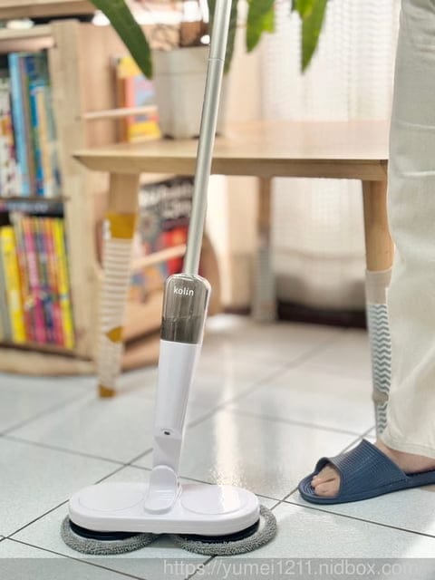 電動拖把推薦|Kolin歌林|噴霧電動旋轉拖把|乾濕兩用/拖布可拆洗/電動拖把 - 第14張圖 電動拖把推薦|Kolin歌林|噴霧電動旋轉拖把|乾濕兩用/拖布可拆洗/電動拖把