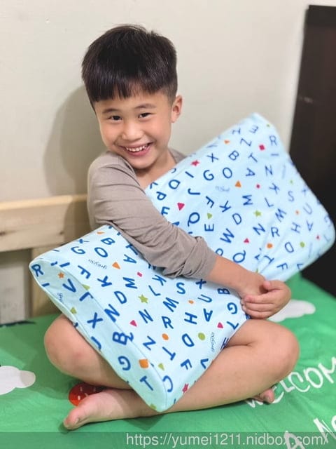 幼兒枕頭推薦|GreySa格蕾莎幼兒生長曲線記憶枕XS-90|睡眠品質UPUP - 第3張圖 幼兒枕頭推薦|GreySa格蕾莎幼兒生長曲線記憶枕XS-90|睡眠品質UPUP