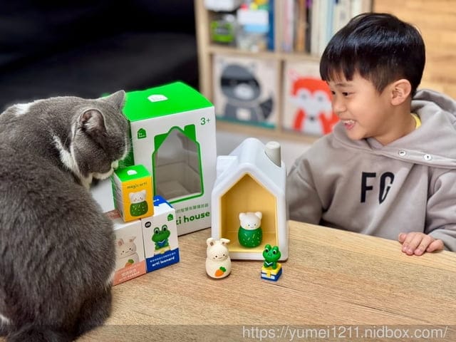 兒童語言故事機開箱|韓國kokozi智慧有聲故事屋|LINE FRIENDS雙語學習組育兒故事機推薦|kokozihouse - 第25張圖 兒童語言故事機開箱|韓國kokozi智慧有聲故事屋|LINE FRIENDS雙語學習組育兒故事機推薦|kokozihouse