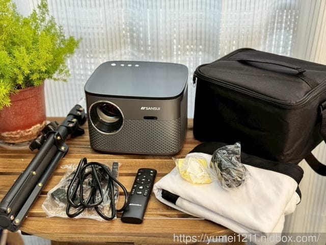 開箱實測｜SANSUI山水智慧投影機SPJ-MO｜高流明500ANSI｜支援手機鏡射｜0.9M短投距｜我的行動劇院生活日記