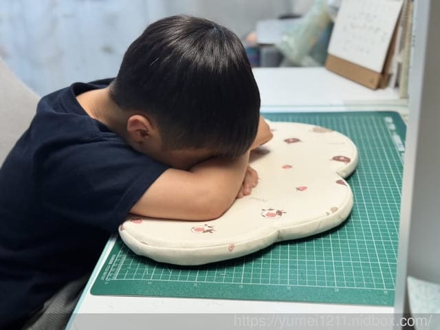 小學生午睡枕推薦|GreySa格蕾莎月兒午安枕+雲朵午睡墊開箱心得:孩子午休更舒服了! - 第11張圖 小學生午睡枕推薦|GreySa格蕾莎月兒午安枕+雲朵午睡墊開箱心得:孩子午休更舒服了!