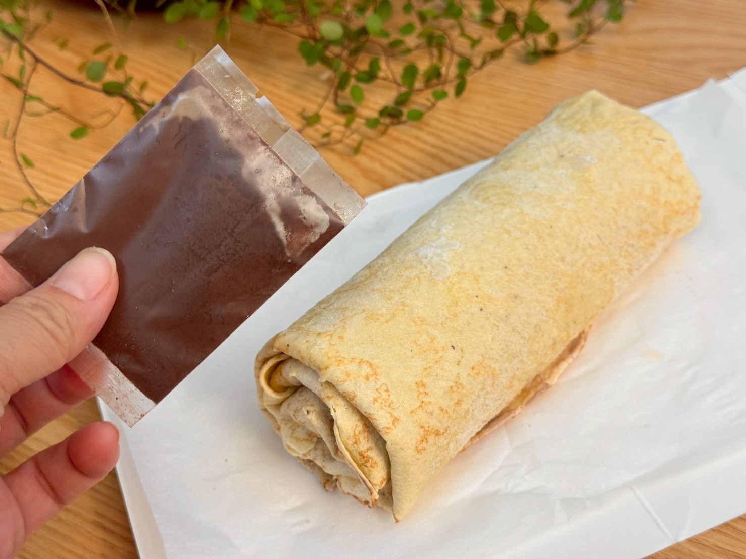 Katachi形洋菓子評價｜療癒甜點千層捲推薦給巧克力控，日系彌月禮盒也很適合｜台灣限定更值得入手
